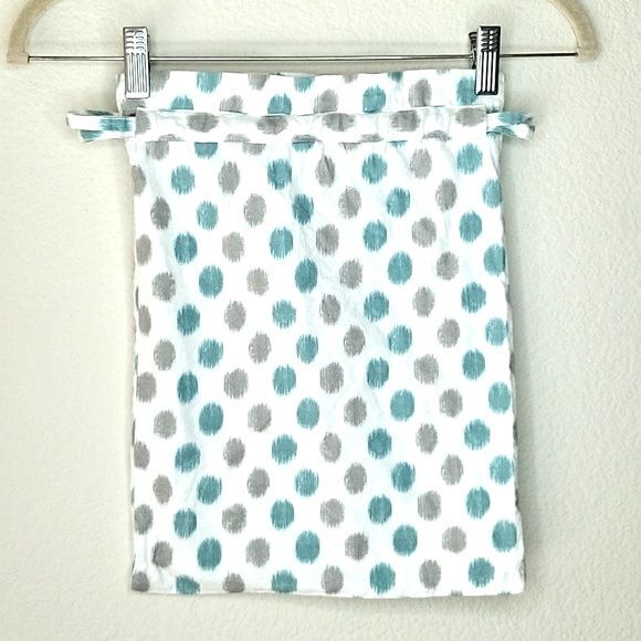 White Blue Gray Polka Dot Drawstring Bag - Picture 4 of 4